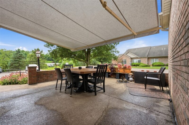 1002 Park Place Lane — photo 2