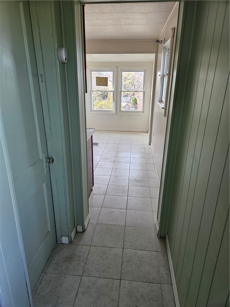 360 Edna St — photo 7