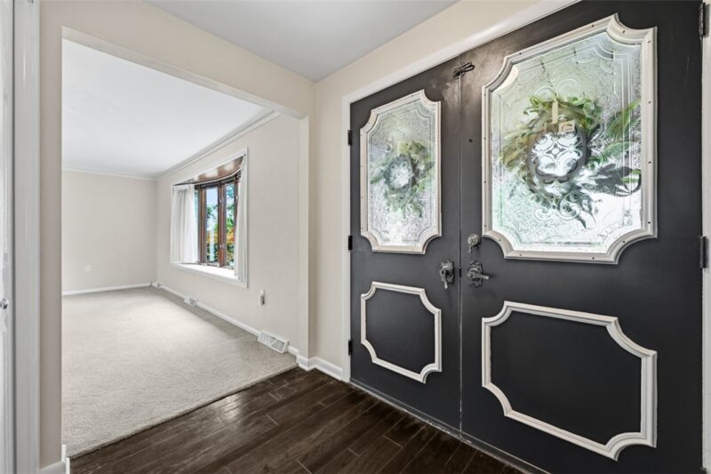 10501 Farview Dr — photo 5