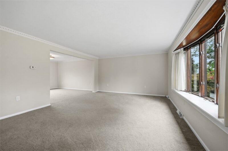 10501 Farview Dr — photo 8