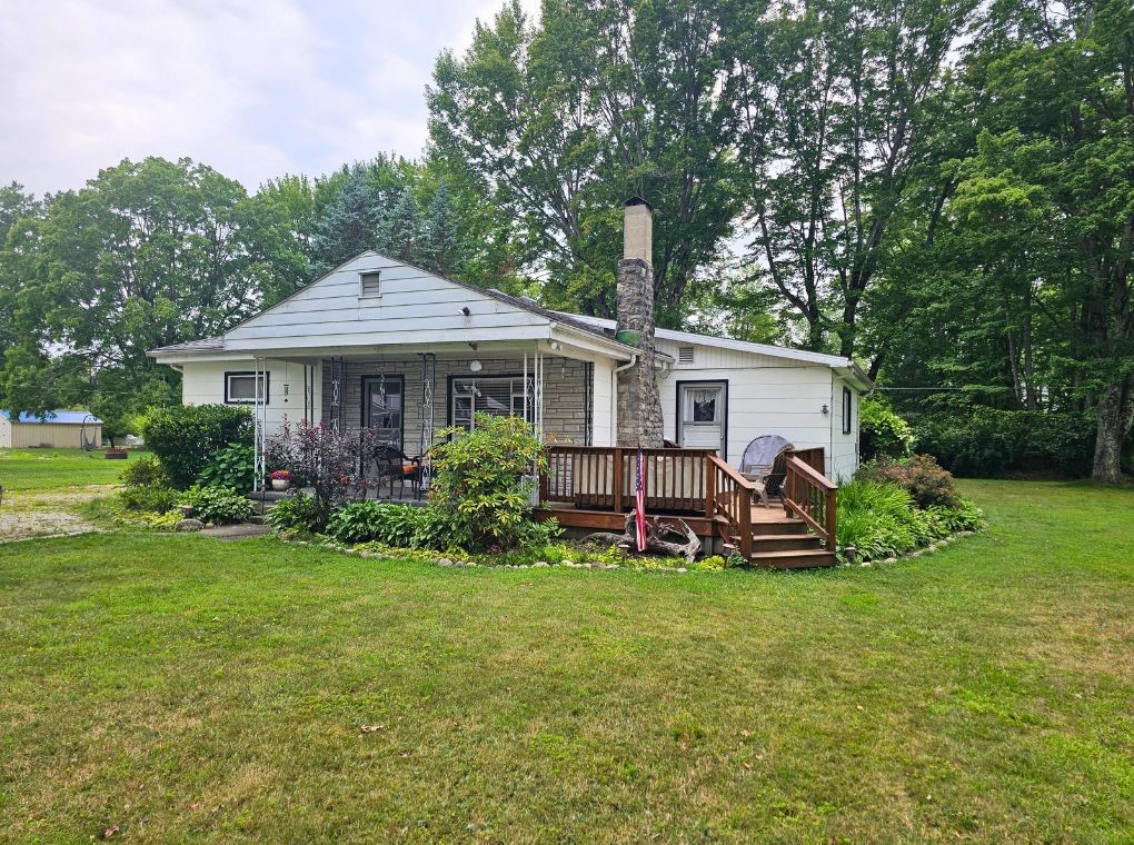 10609 Perry Dr — photo 1