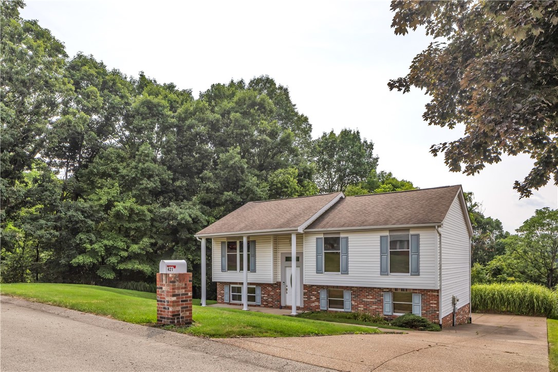 421 Rampart Blvd — photo 1