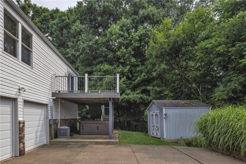 421 Rampart Blvd — photo 5