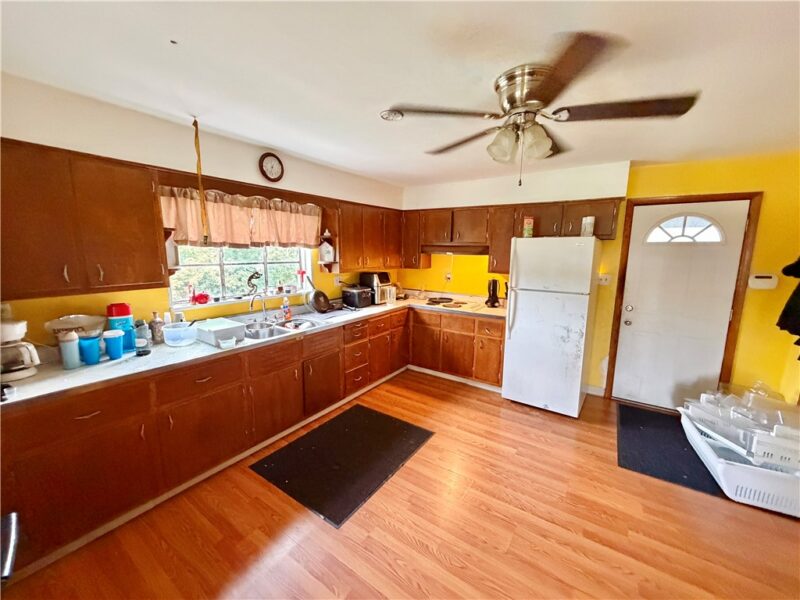 341 N Gallatin Ave — photo 4
