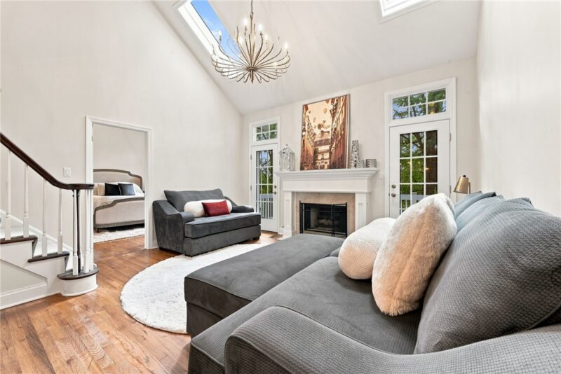 206 Waterside Dr — photo 6