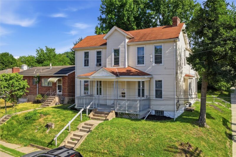 18 Walnut St — photo 2
