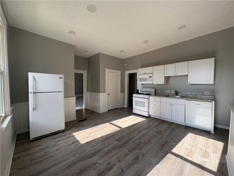 18 Walnut St — photo 8