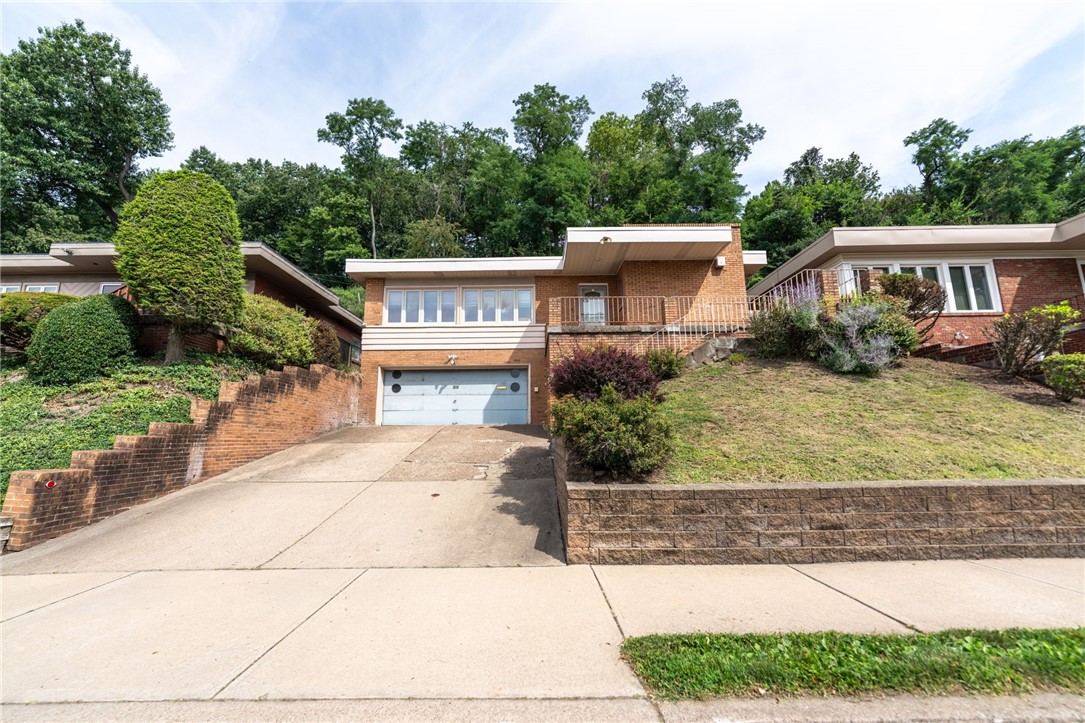 3018 Beechwood Blvd — photo 1