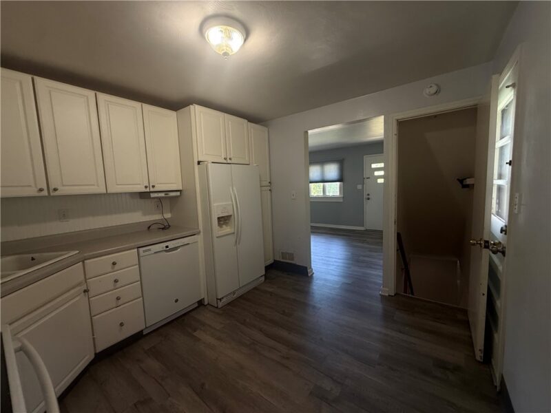 128 College Park Dr — photo 5