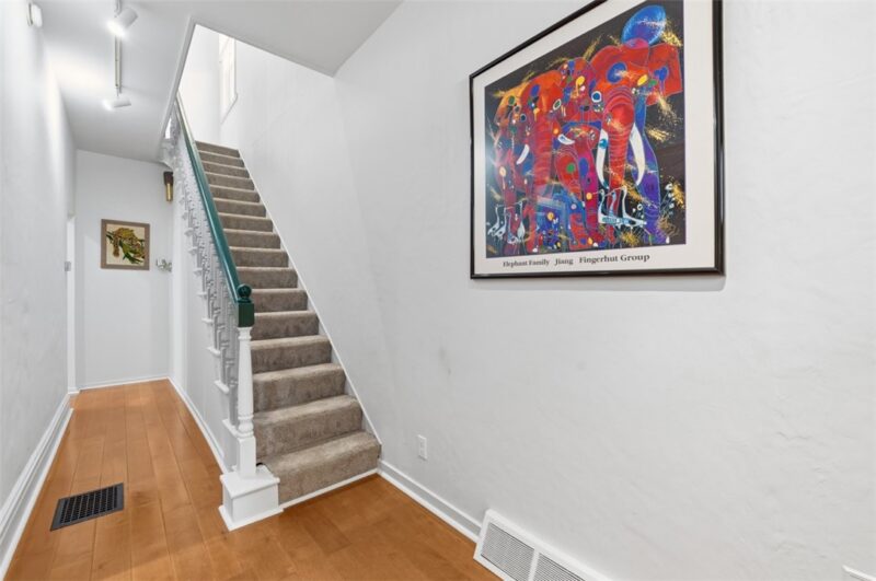 348 Hastings Street — photo 6