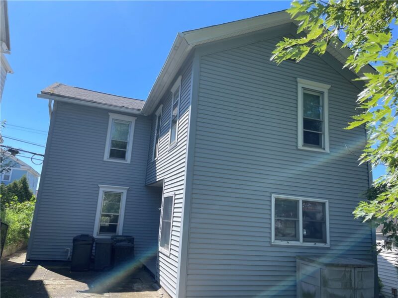 536 Adams St — photo 3