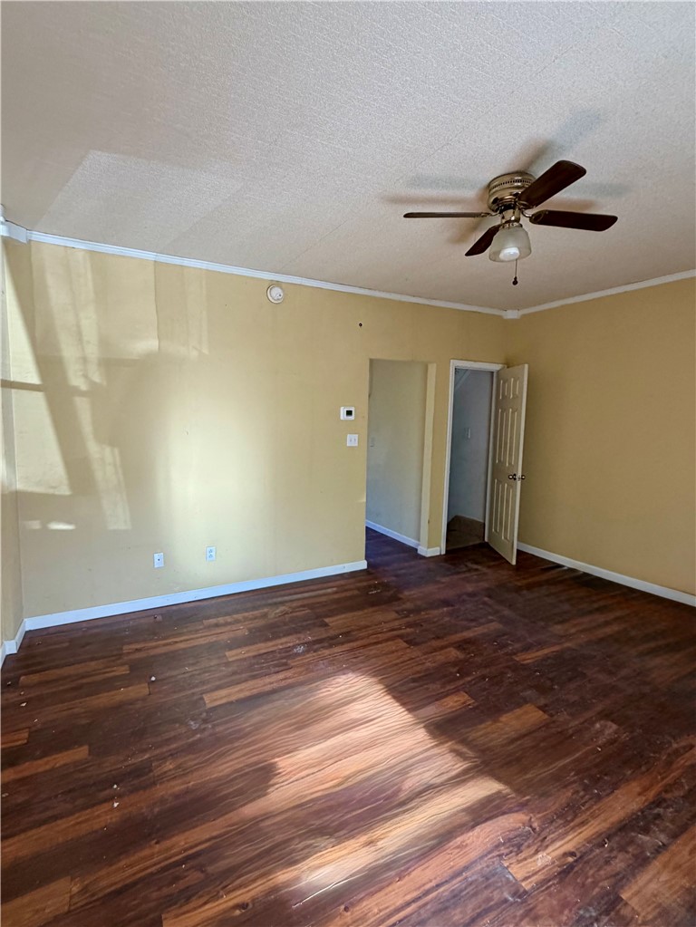 718 Sellers Ave — photo 3