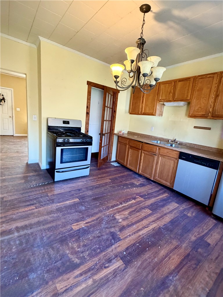 718 Sellers Ave — photo 4