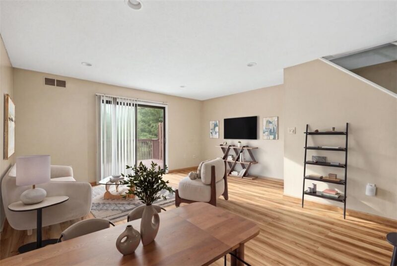 225 Woodhaven Dr — photo 6