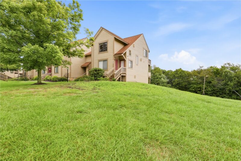 H12 Sunridge Drive — photo 4