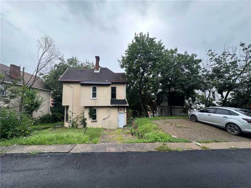 742 Chartiers Avenue — photo 4