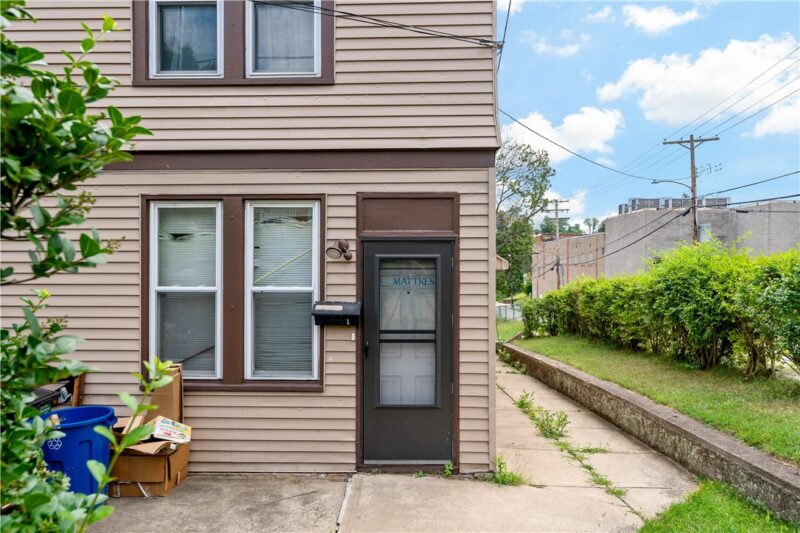 100 Wynoka St — photo 2