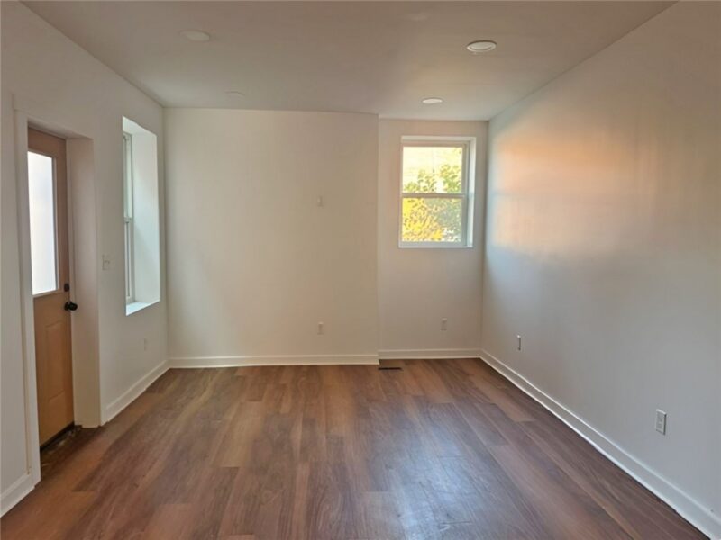 1112 Arch St — photo 4