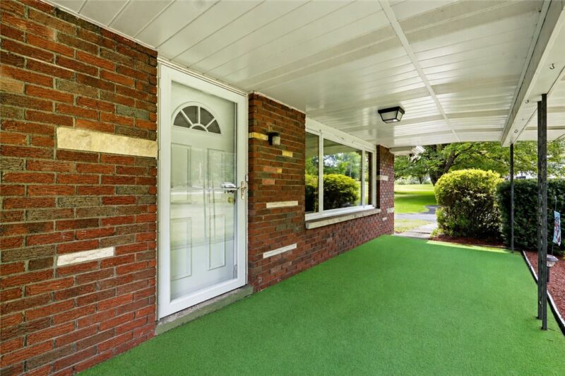 2065 Prospect Rd — photo 3