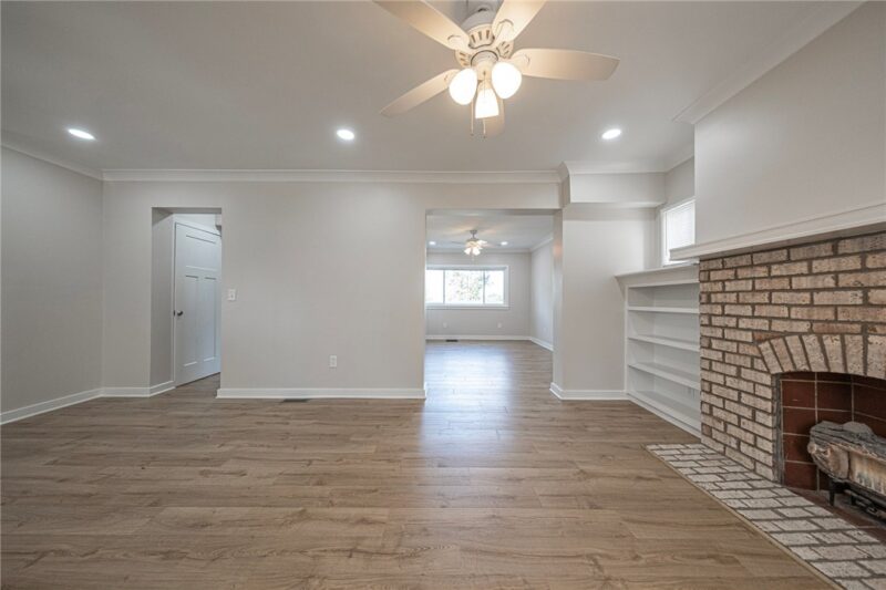 332 Marshall Ave — photo 7