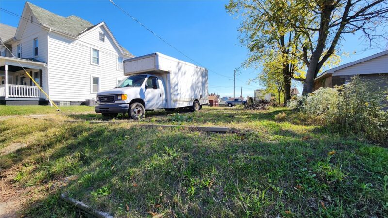 267 Reno St — photo 3