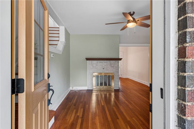 7400 Trevanion Ave — photo 4