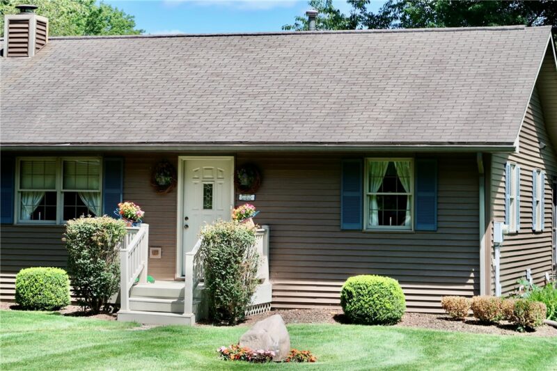 612 Latonka Dr — photo 3