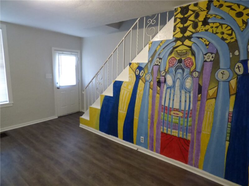 1134 Race St — photo 3