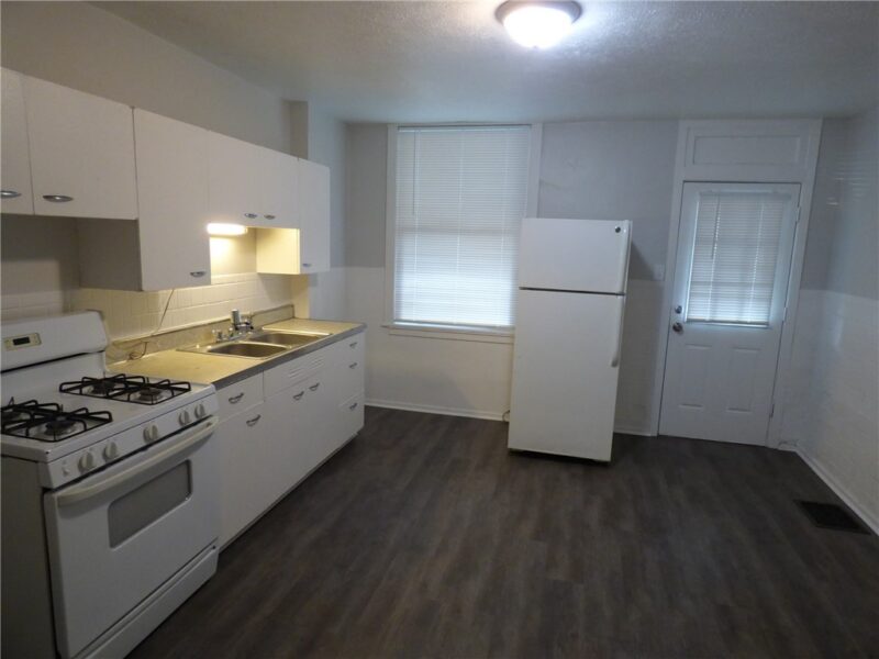 1134 Race St — photo 5