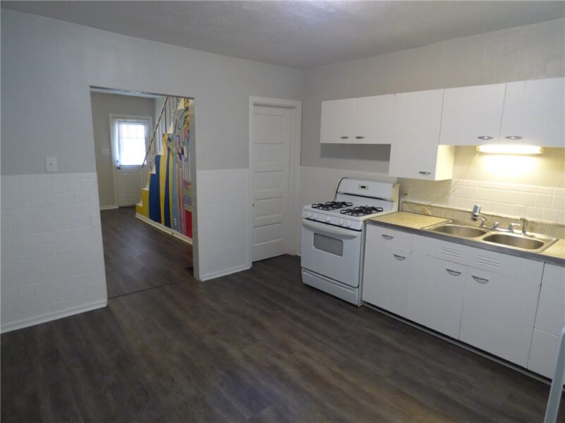 1134 Race St — photo 6