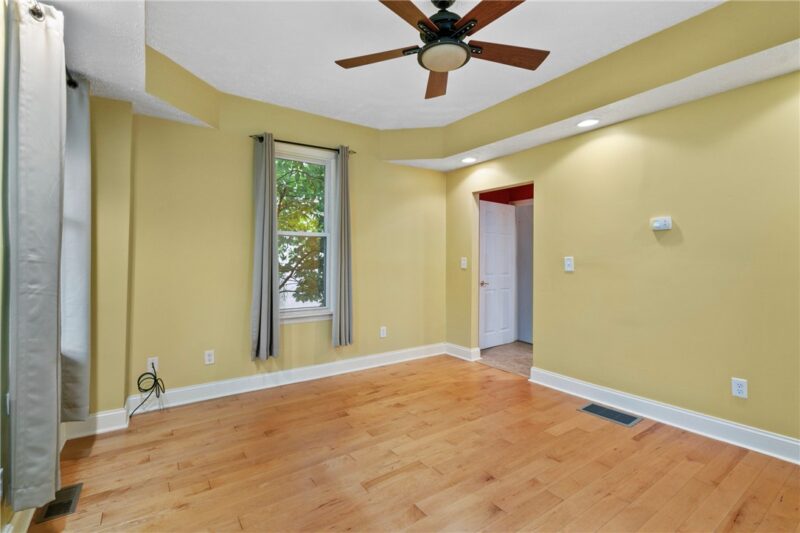 421 Beaver St — photo 3