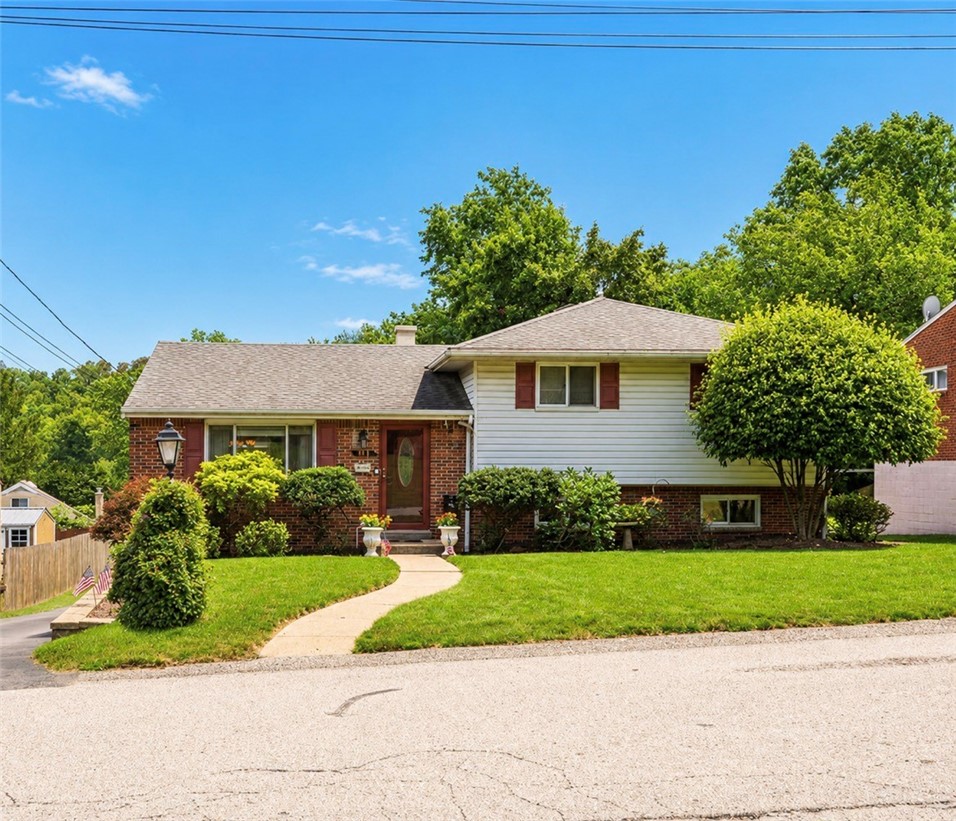 115 Ashley Dr. — photo 1