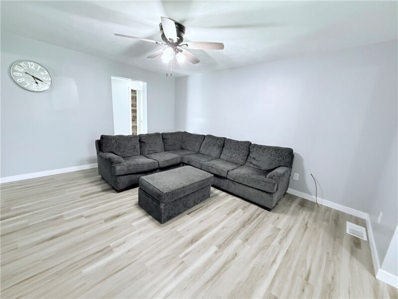 615 Pala Ave — photo 6