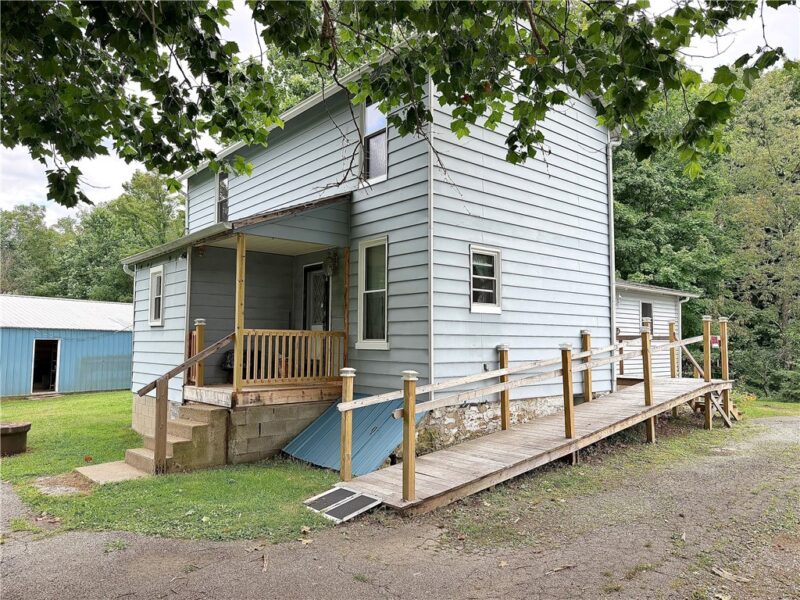 561 Chestnut Ridge Rd — photo 3