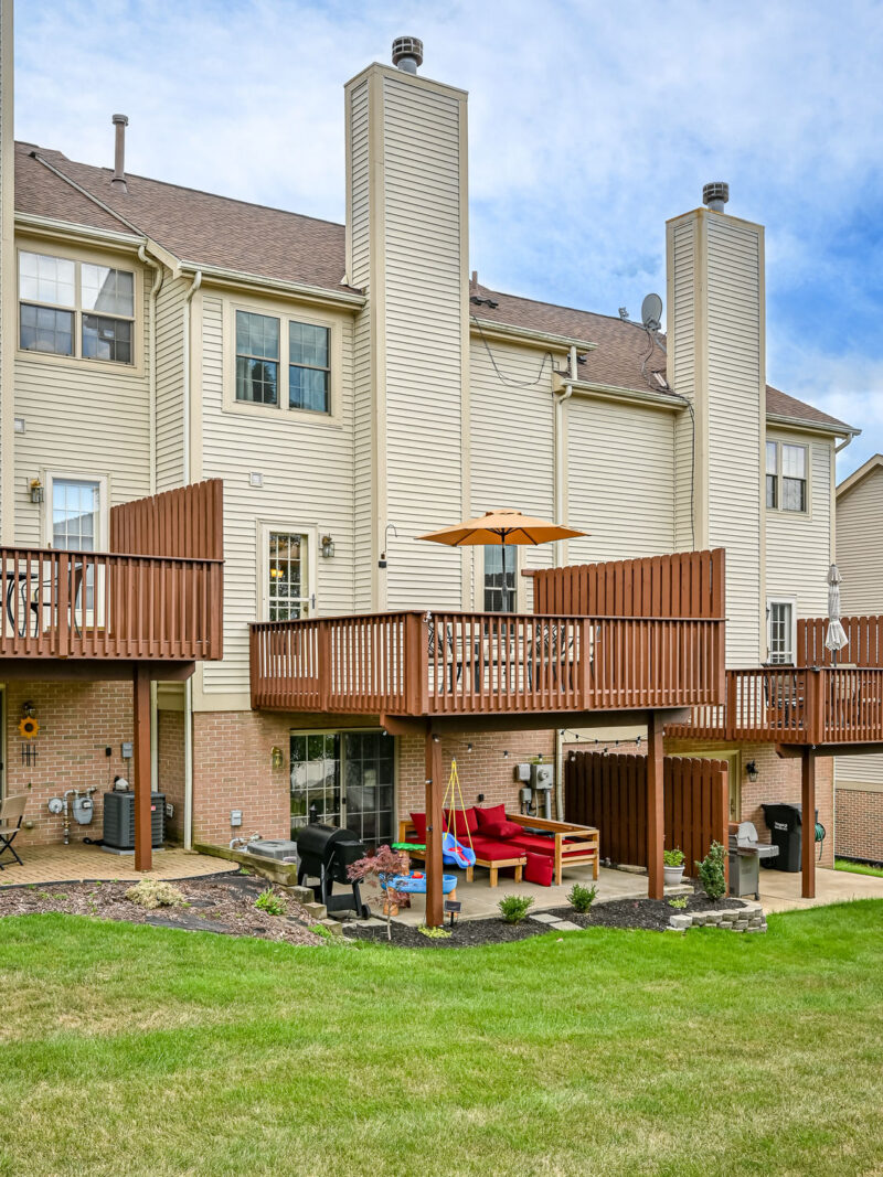 311 Fairfax COURT — photo 2