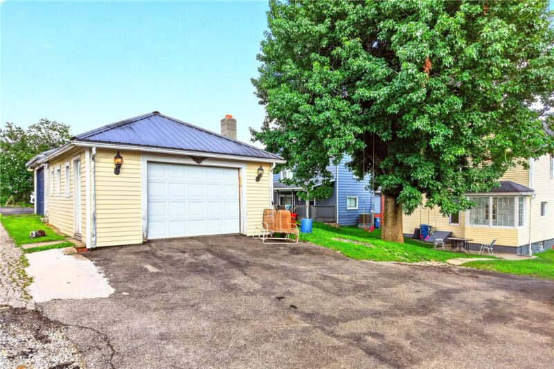 520 Garfield Ave — photo 8