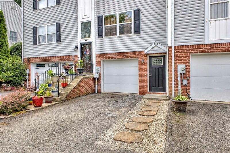 112 Winston Way — photo 2