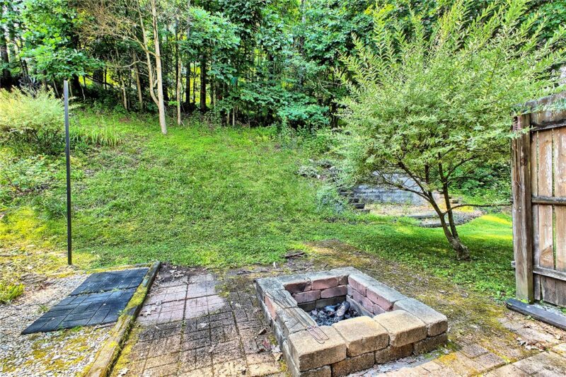 112 Winston Way — photo 4