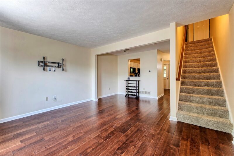 112 Winston Way — photo 6