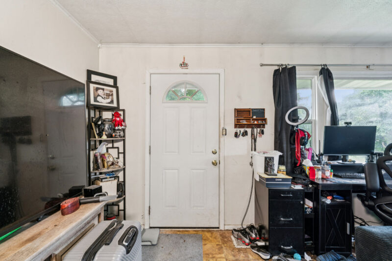 78 Sycamore STREET — photo 3