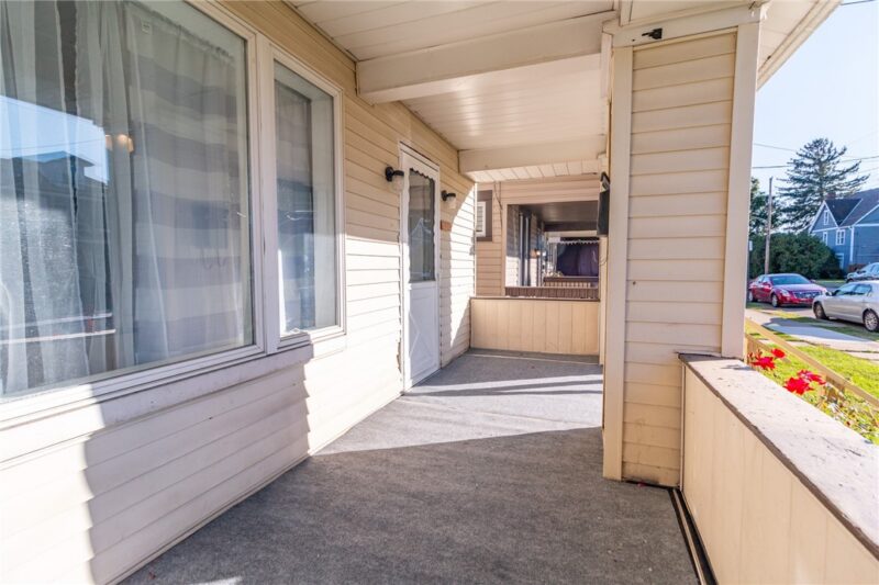 2709 Grandview Ave — photo 3