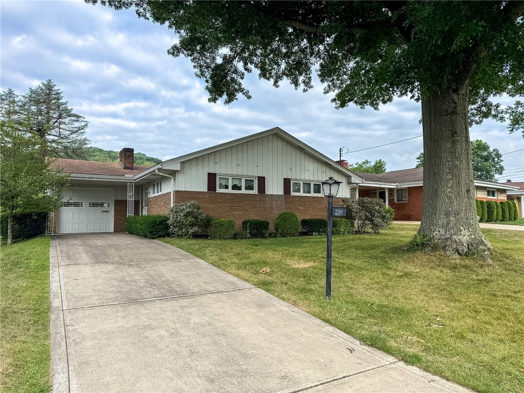 2218 Cypress Dr — photo 1