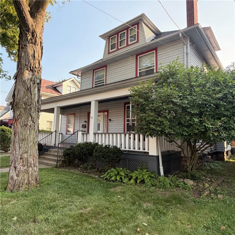 355 Wilson Ave — photo 2