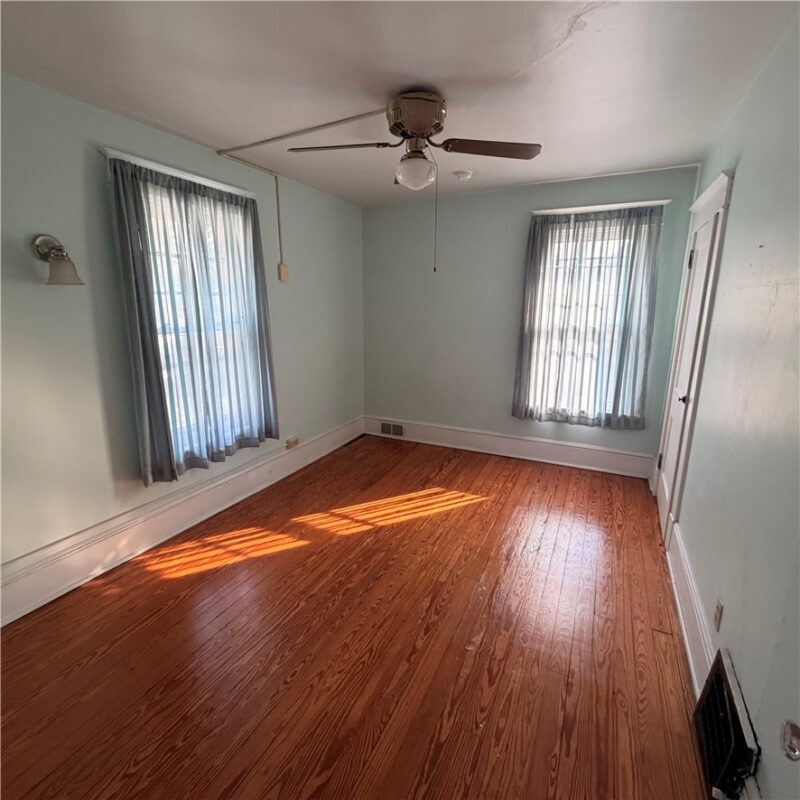 355 Wilson Ave — photo 7