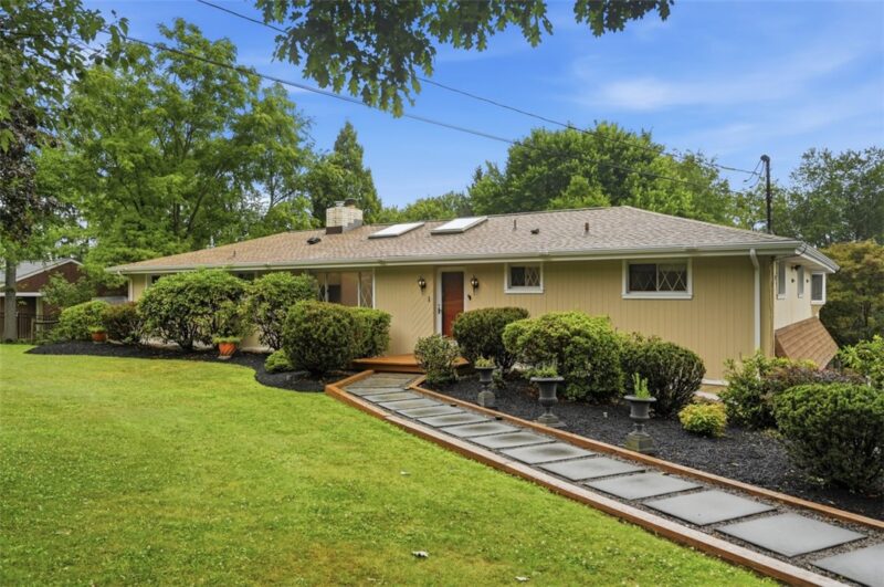 2156 Reis Run Rd — photo 2