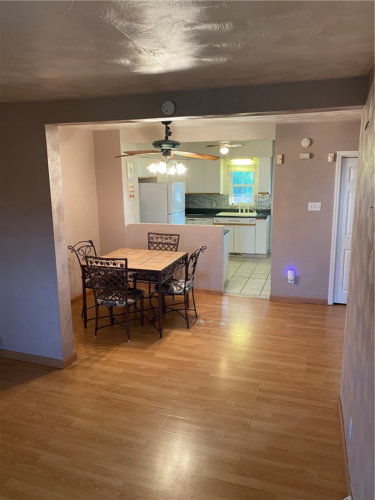 507 Sutherland St — photo 4