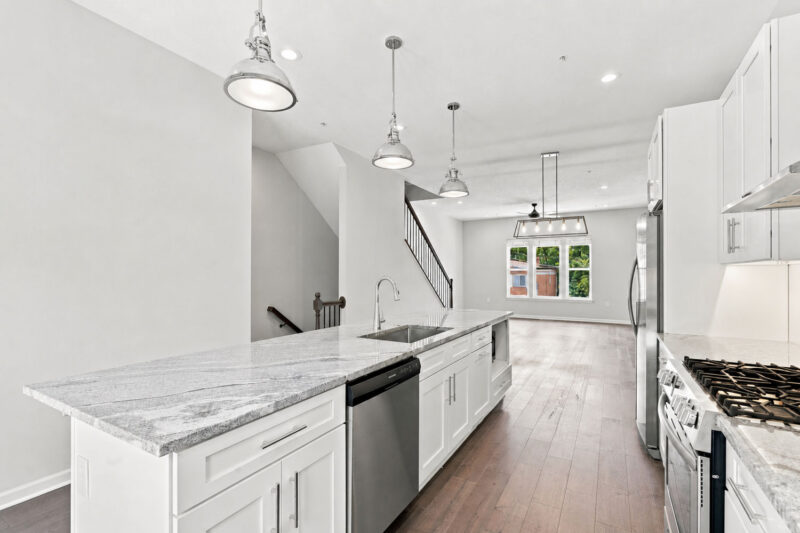 5318 Holmes Street — photo 7