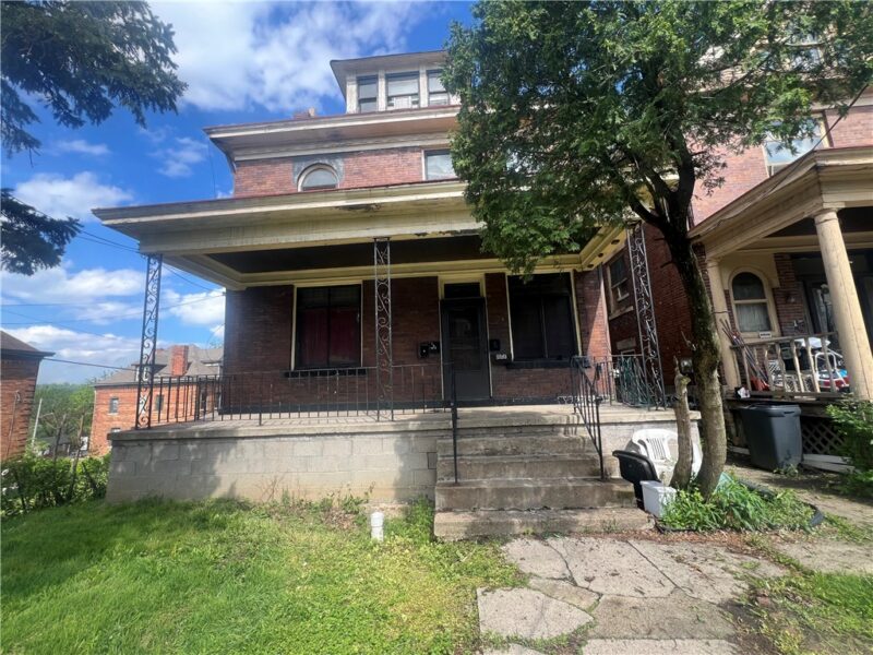 188 Kendall Ave — photo 2