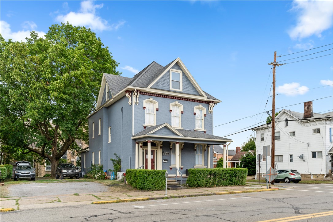 128 N Washington Street — photo 1
