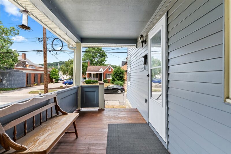 128 N Washington Street — photo 3